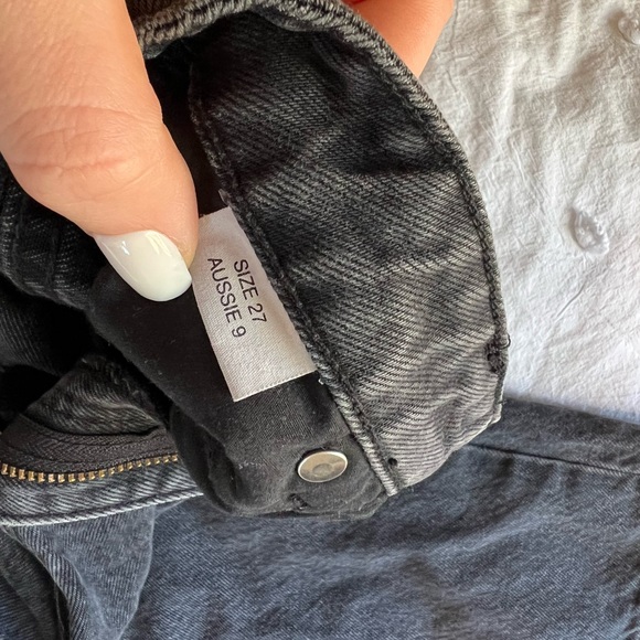 ROLLAS - Picture 4 of 4